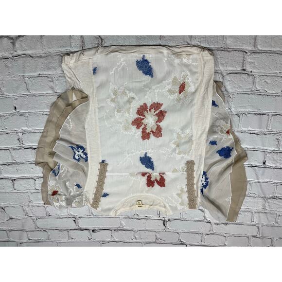 TINY from Anthropologie flutter sleeve embroidered floral cream top XS A582 - Picture 8 of 8